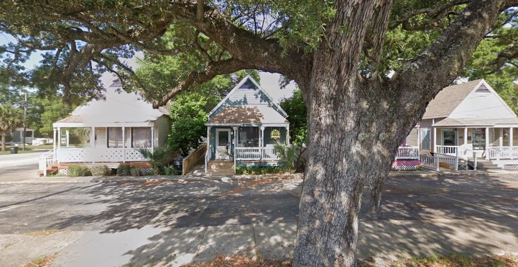 Sharp the Swann Hair Salon in Pensacola Florida