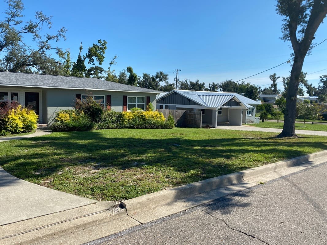 Shompers lawn serviceLLC Lawn Care Service in Ebro Florida