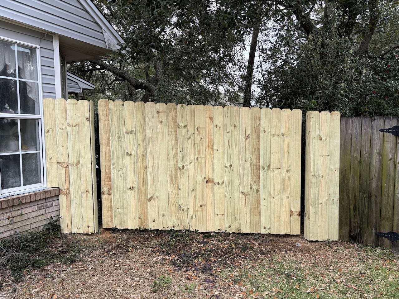 Solid Rock Fence Co Fence Contractor in Freeport Florida