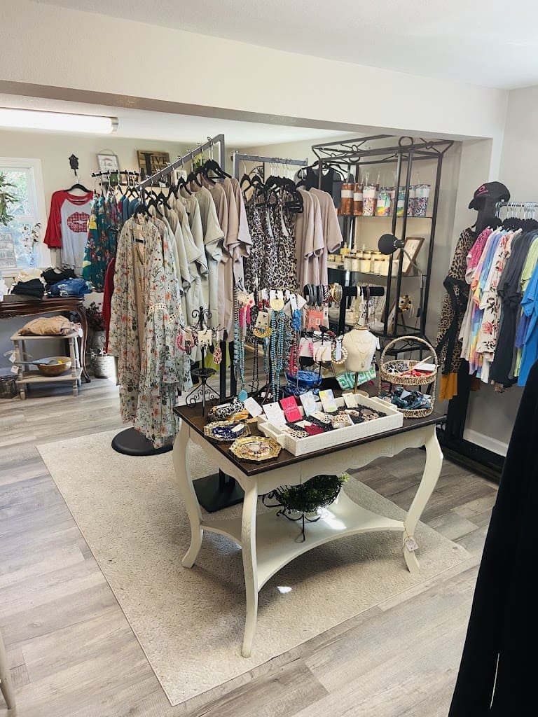 Southern Roots Co Boutique in Chipley Florida