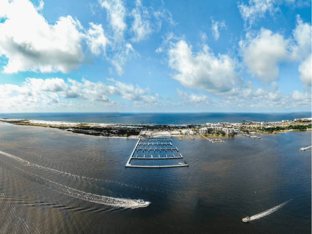 Sunset Isle Yacht Club Marina in Fort Walton Beach Florida