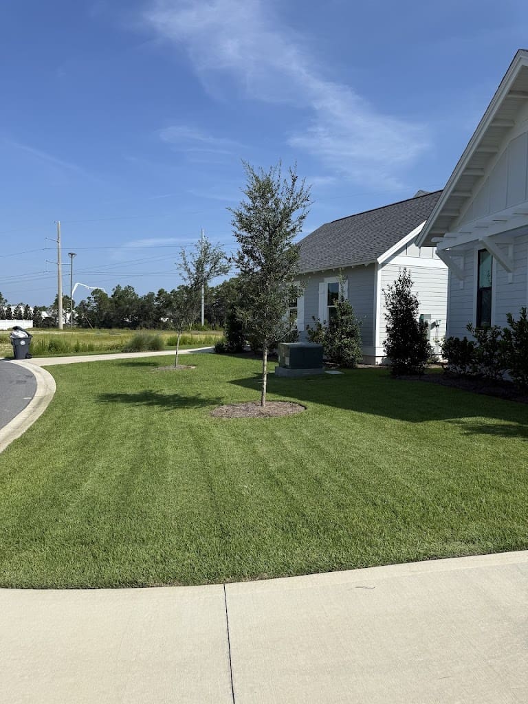 The Luxuries Landscaping Lawn Care Service in Panama City Beach Florida