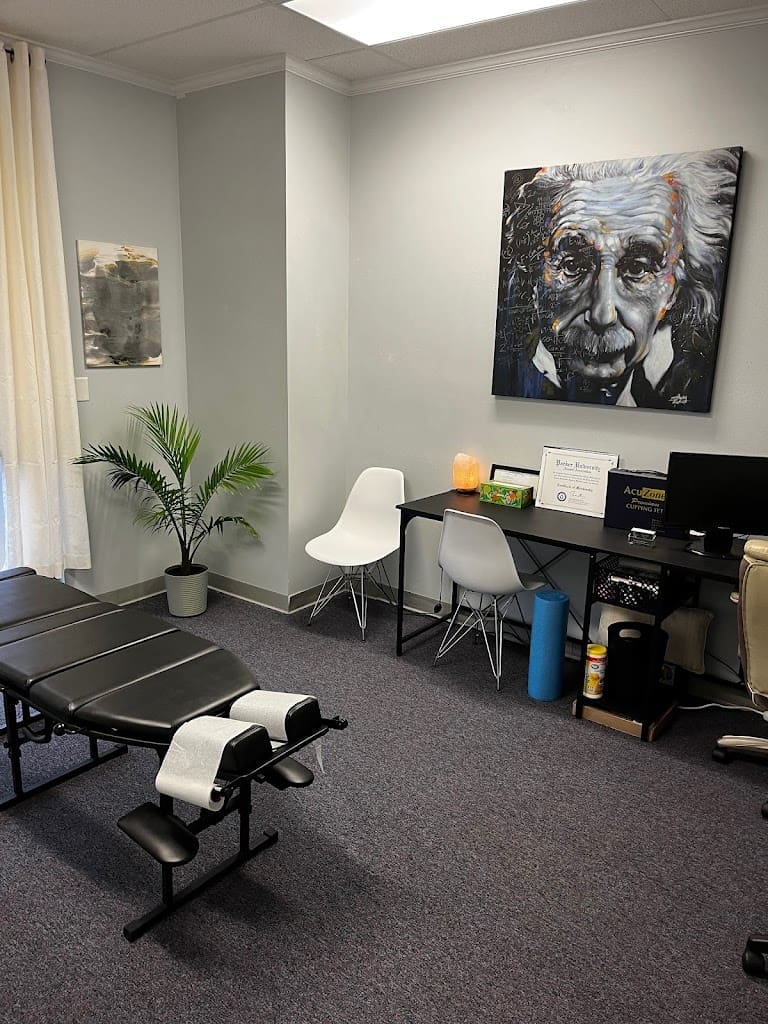 Thompson Chiropractic Chiropractor in Pace Florida