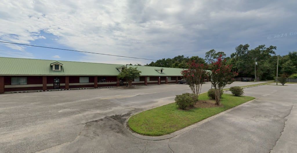 Timberland Plaza Contractor in Milton Florida