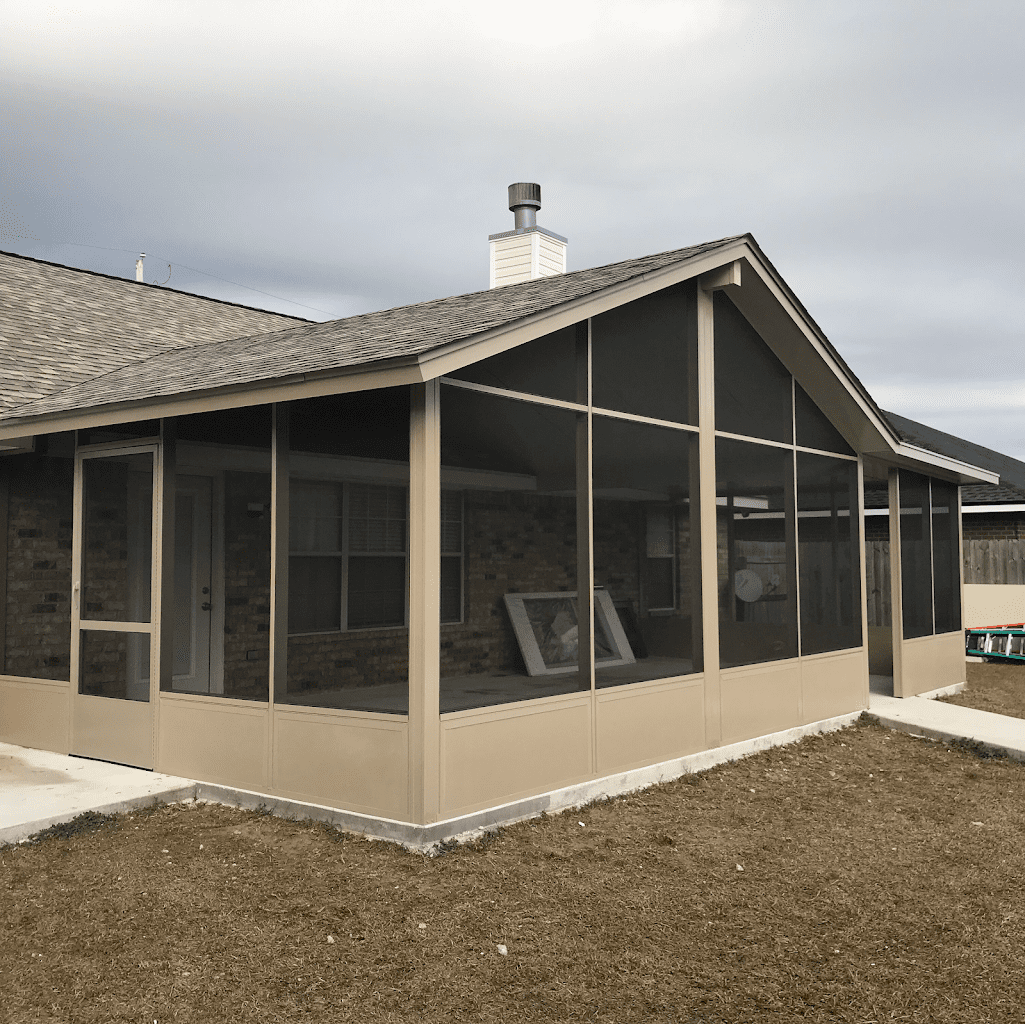 Titan Sunrooms Construction Company in Milton Florida