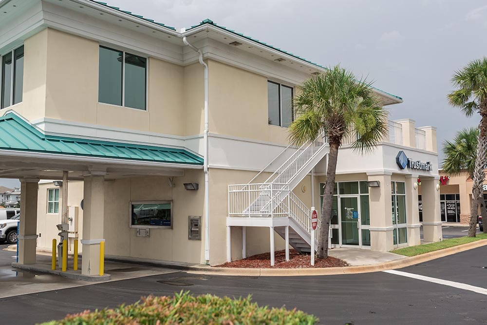 Trustmark Bank in Destin Florida