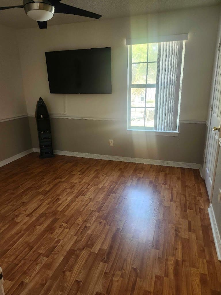 Veteran Maid House Cleaning Service in Pensacola Florida