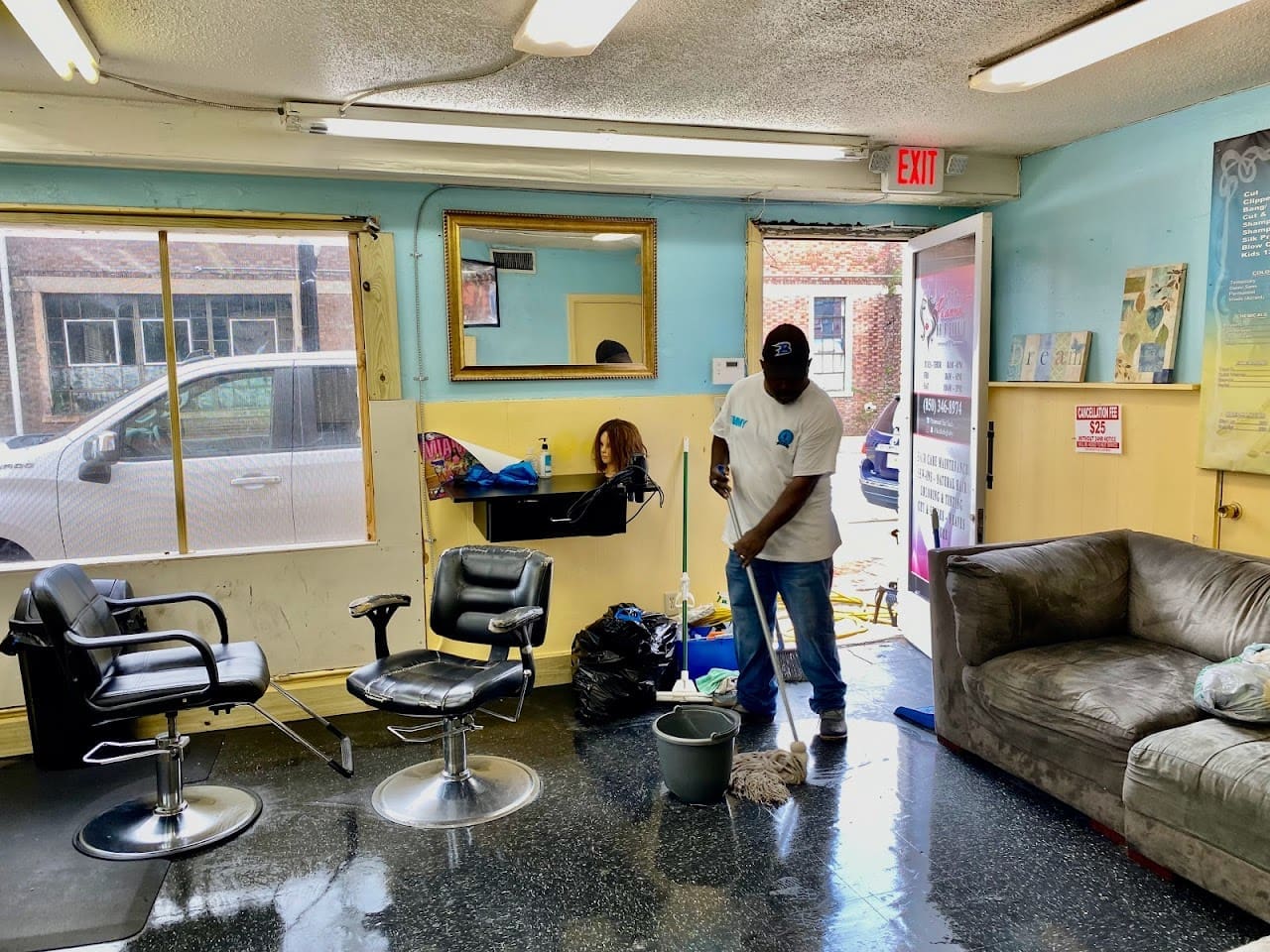 Vickie Cs Cleaning Service LLC House Cleaning Service in Cantonment Florida