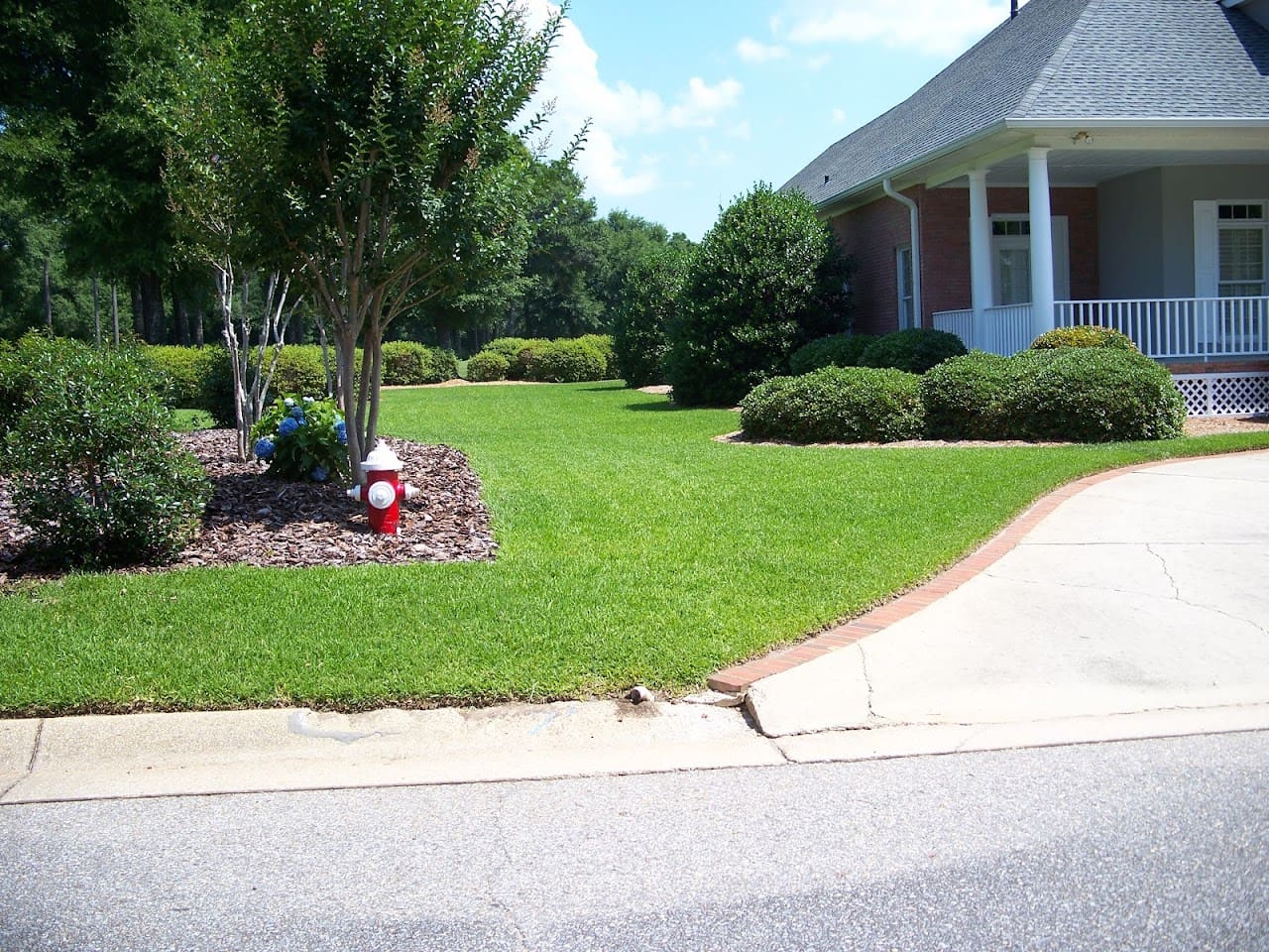 WFL TURF SERVICES INC Lawn Care Service in Pensacola Florida