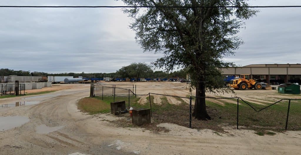 WPR Inc Hardware Store in Milton Florida