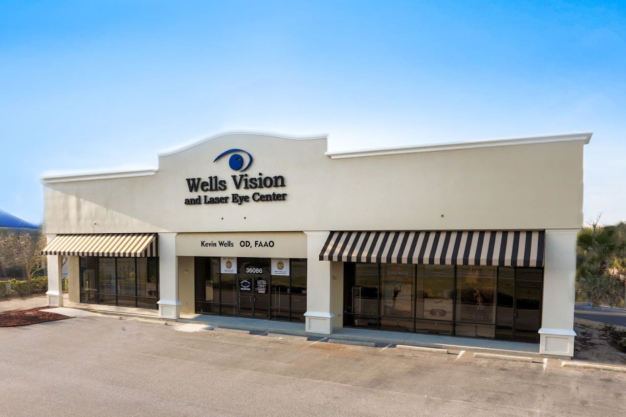 Wells Vision and Laser Eye Center Optometrist in Destin Florida
