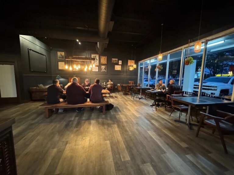 mainbrew coffee lobby 768x576