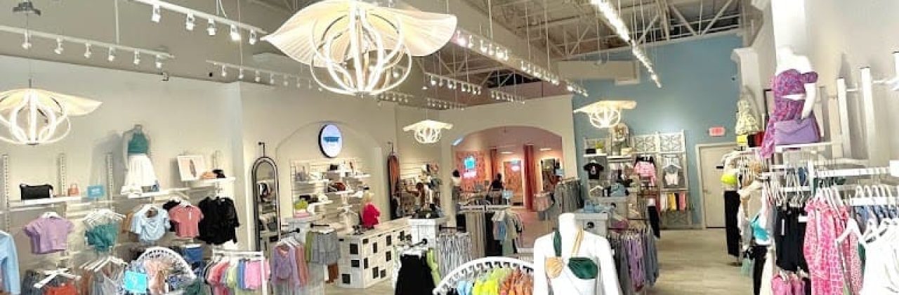 9TEEN BOUTIQUE - Boutique in Panama City Beach