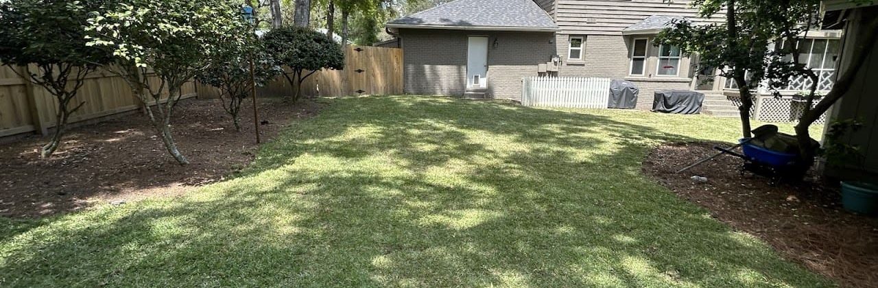 Bates Lawn Care & Landscape - Landscaper in Cantonment