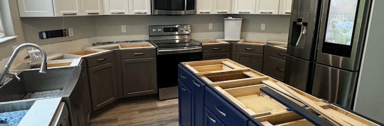 Beeline Cabinets & Painting | Candle Cabinets - Cabinet Maker in Pensacola