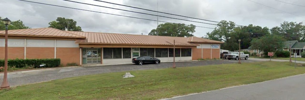 C J & Son Lawn Services - Landscaper in Milton