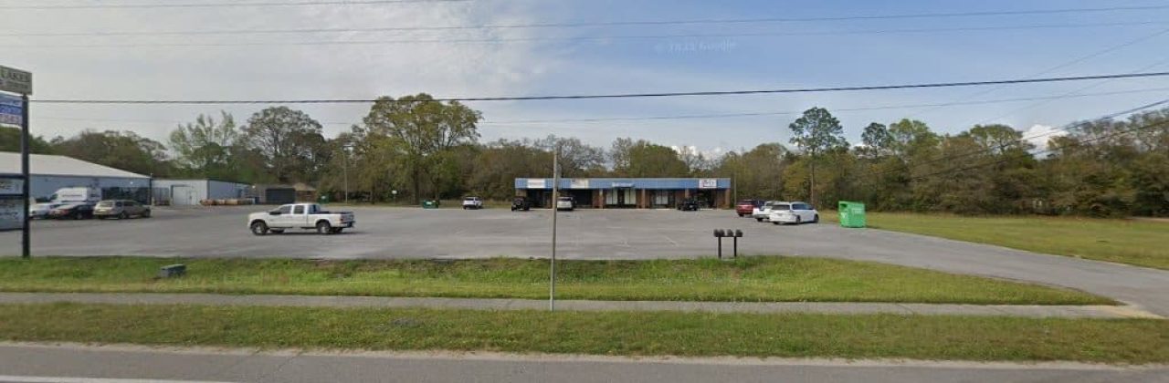 Caring Hands Chiropractic - Chiropractor in Defuniak Springs