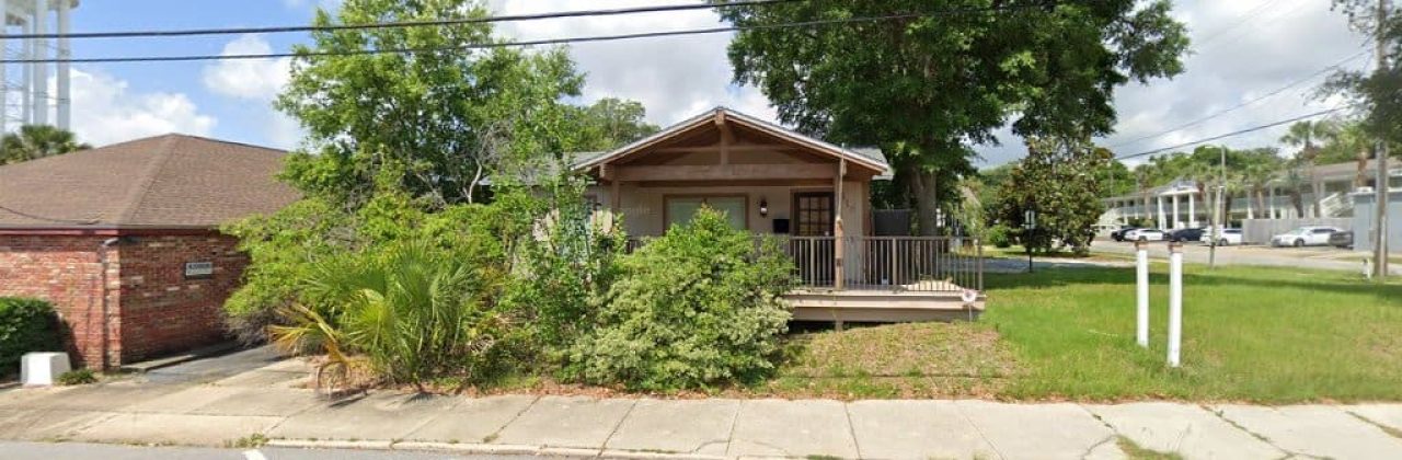 Couch Clinton A - Lawyer in Pensacola