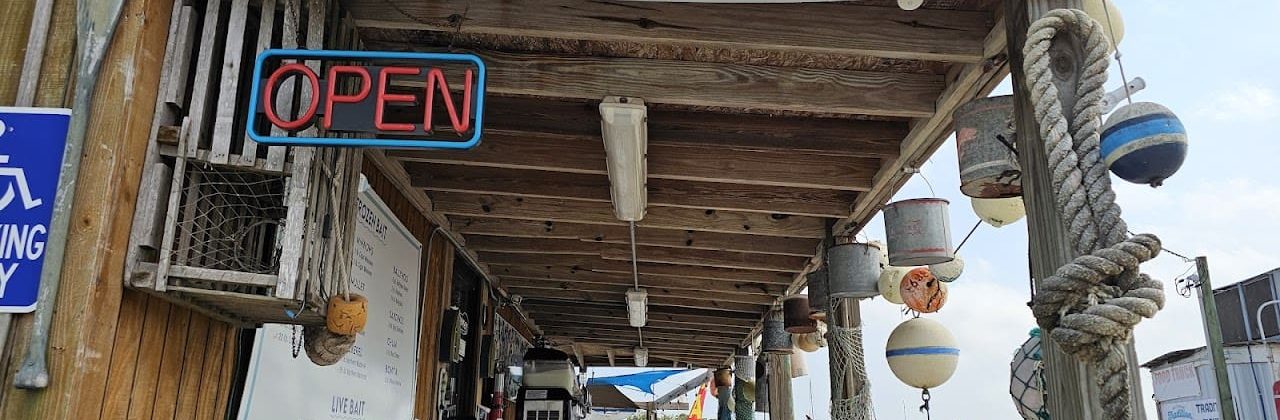 Entertainer Bait & Tackle - Bait Shop in Pensacola