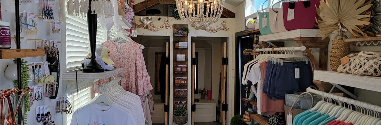 Fannie's Boutique - Boutique in Navarre