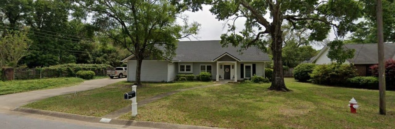 Freedom Lawncare Services - Lawn Care Service in Pensacola