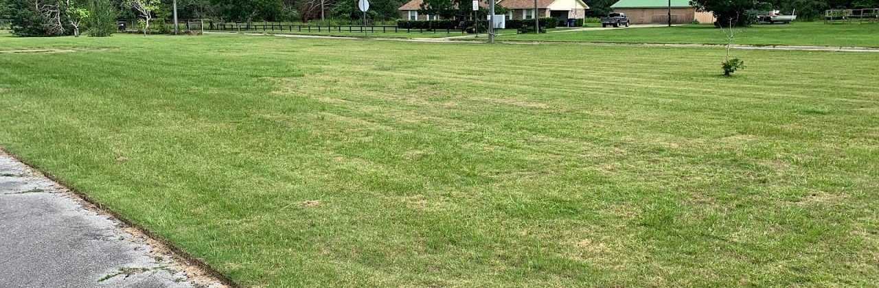 Green Life Lawn Care Company LLC - Lawn Care Service in Pensacola