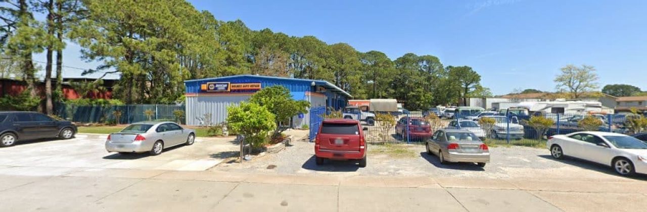 Holmes Towing & Recovery - Towing Service in Fort Walton Beach