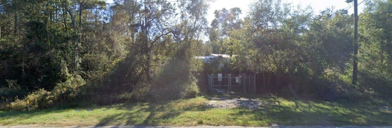 J&J Landscaping and Outdoor Lighting - Landscaper in Freeport