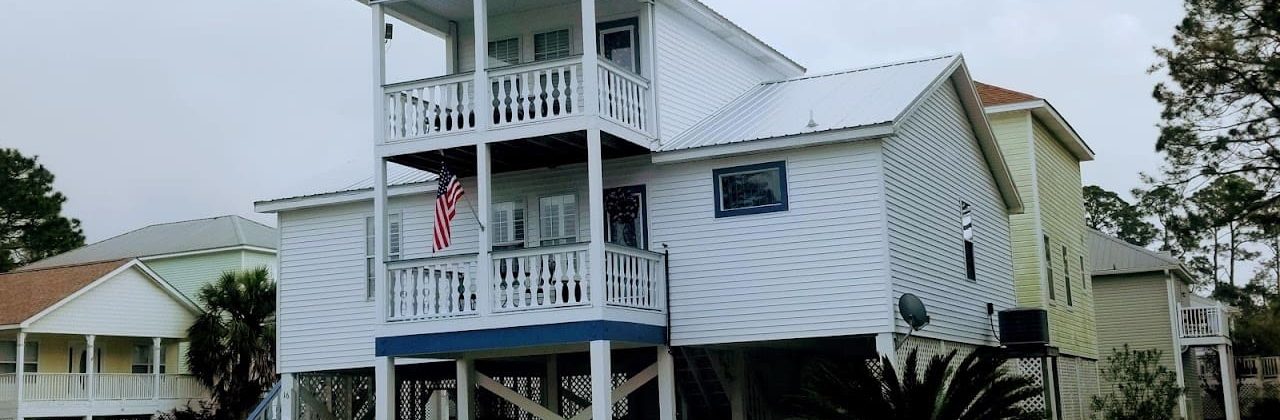 KG CONSTRUCTION LLC - Siding Contractor in Lynn Haven