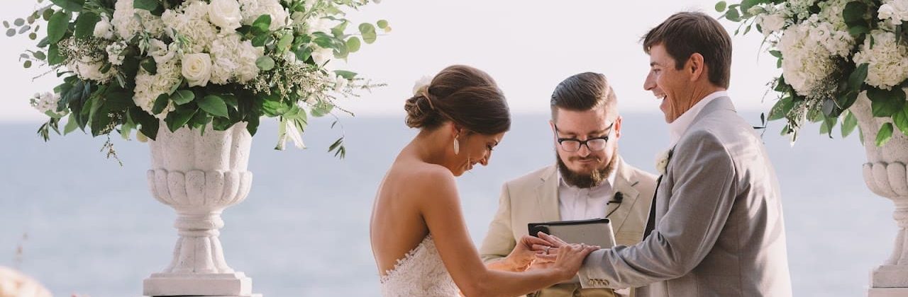 Kiss the Bride Weddings Destin/30A - Wedding Planner in Destin