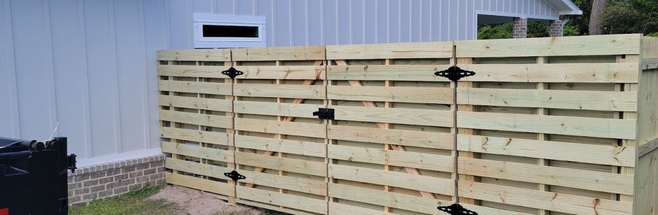 Land Boss LLC - Fence Contractor in Pensacola