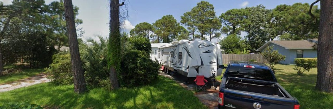 Liza's Pampered Paws - Pet Sitter in Panama City Beach