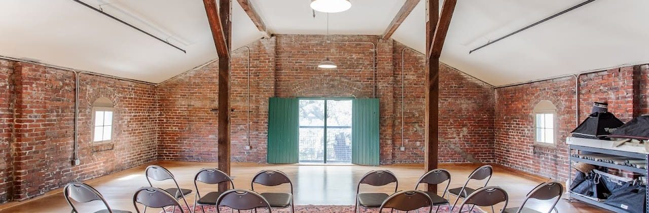 Long Hollow Creatives - Event Venue in Pensacola