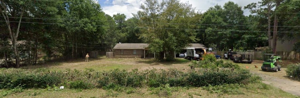 Mark's Lawn Services - Landscaper in Milton