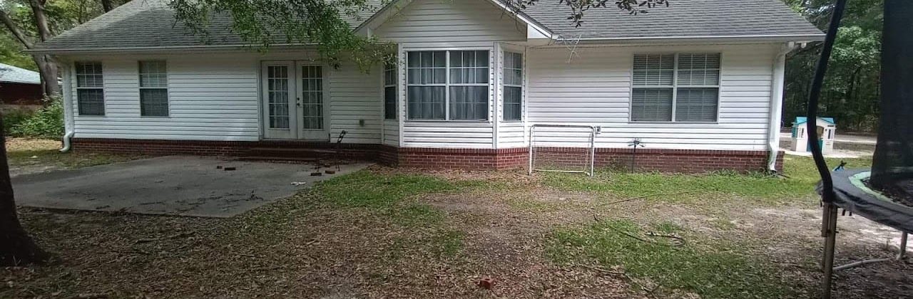 Mike's Co. LLC - Pressure Washing Service in Milton