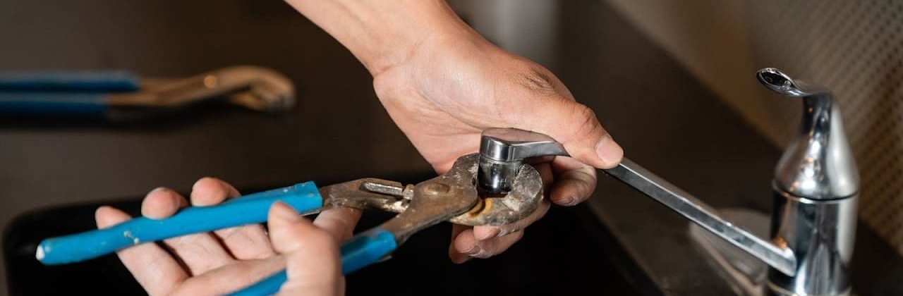 Navarre Plumbing - Plumber in Gulf Breeze