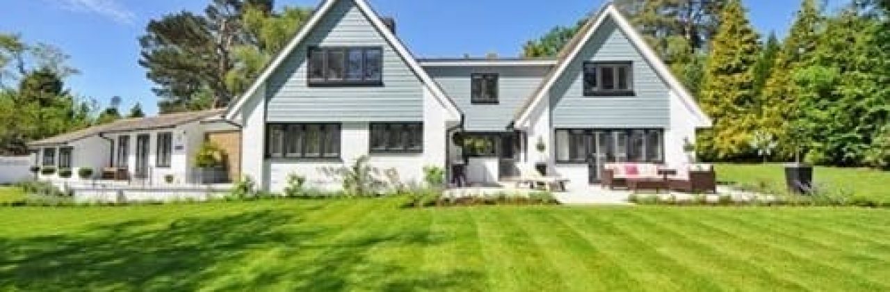 R Roofing and Remodel - Contractor in Panama City