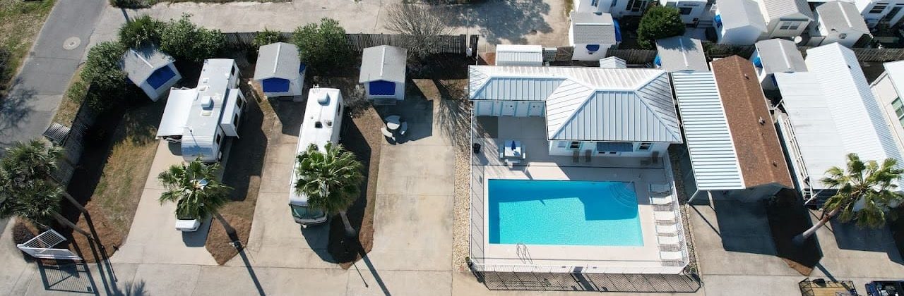 RV lot #14 and #16 by the Pool - Campground in Miramar Beach