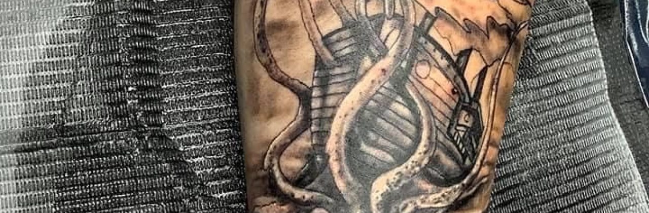 Royal Reign Ink - Tattoo Shop in Panama City