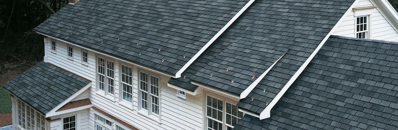 SEC Renovation and Repairs - Roofing Contractor in Pensacola