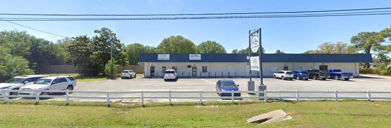 Salty Hair and Beauty Salon - Hair Salon in Gulf Breeze